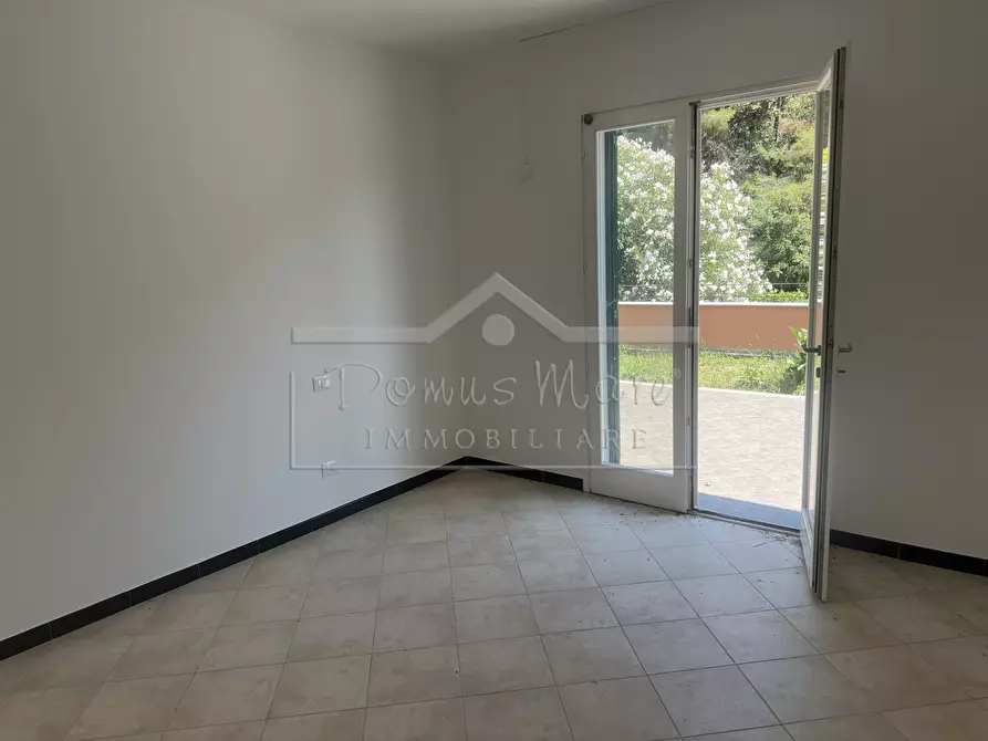 Immagine 26 di Villa in vendita  in Via Laiolo 50 a Spotorno