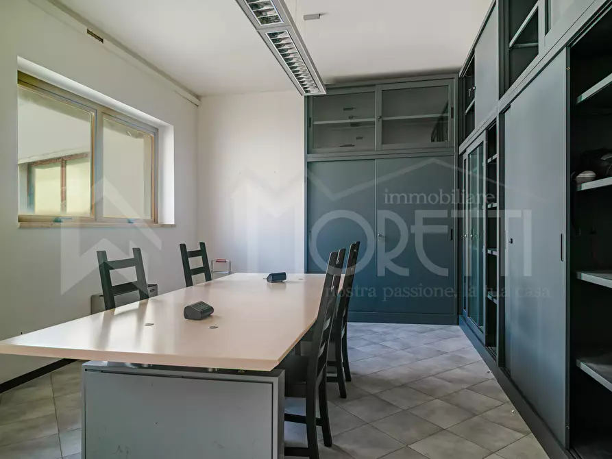 Immagine 3 di Ufficio in affitto  in Via Martin Luther King a Livorno