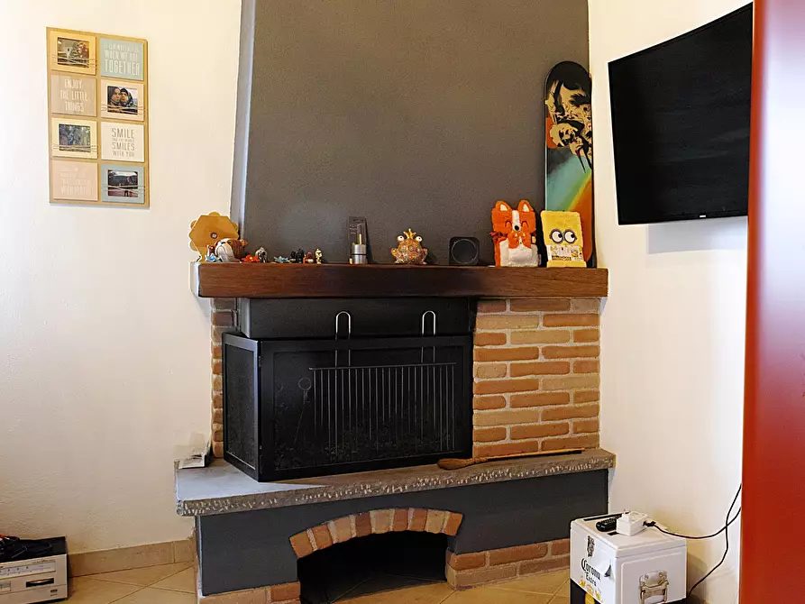 Immagine 4 di Trilocale in vendita  in Via Orcianese 6 6 a Collesalvetti