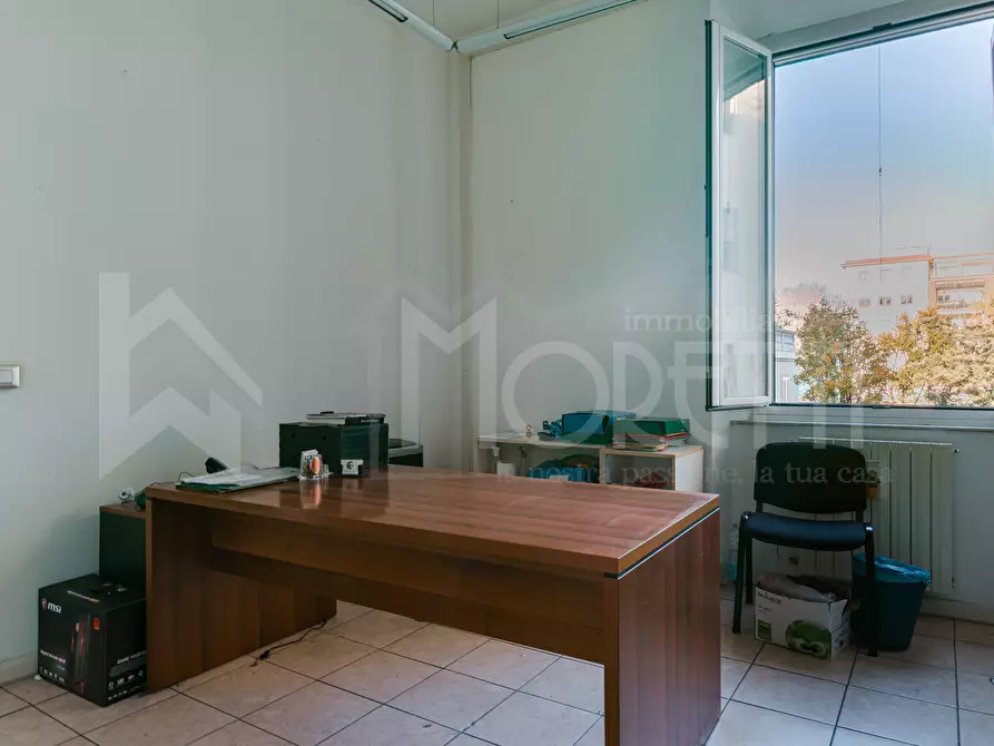 Immagine 36 di Pentalocale in vendita  in Corso Giuseppe Mazzini a Livorno