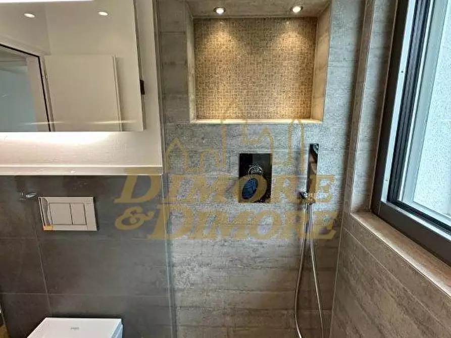 Immagine 49 di Villa in vendita  a Cannobio