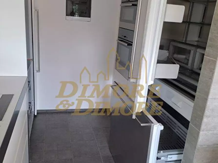 Immagine 13 di Villa in vendita  a Cannobio