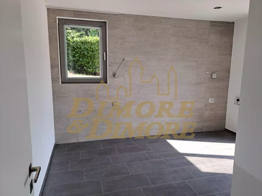Immagine 17 di Villa in vendita  a Cannobio