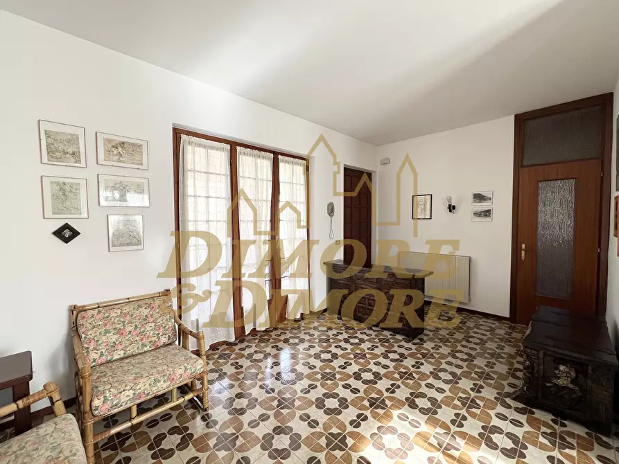 Immagine 12 di Casa indipendente in vendita  in Via Gualtiero Berti 3 a Maccagno Con Pino E Veddasca