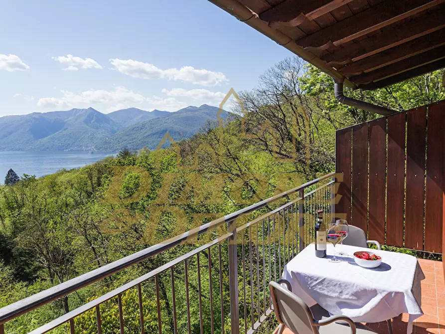 Immagine 16 di Villetta a schiera in vendita  a Luino