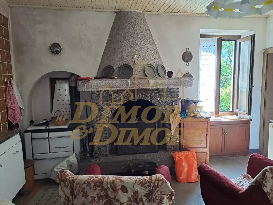 Immagine 15 di Rustico / casale in vendita  a Cannobio