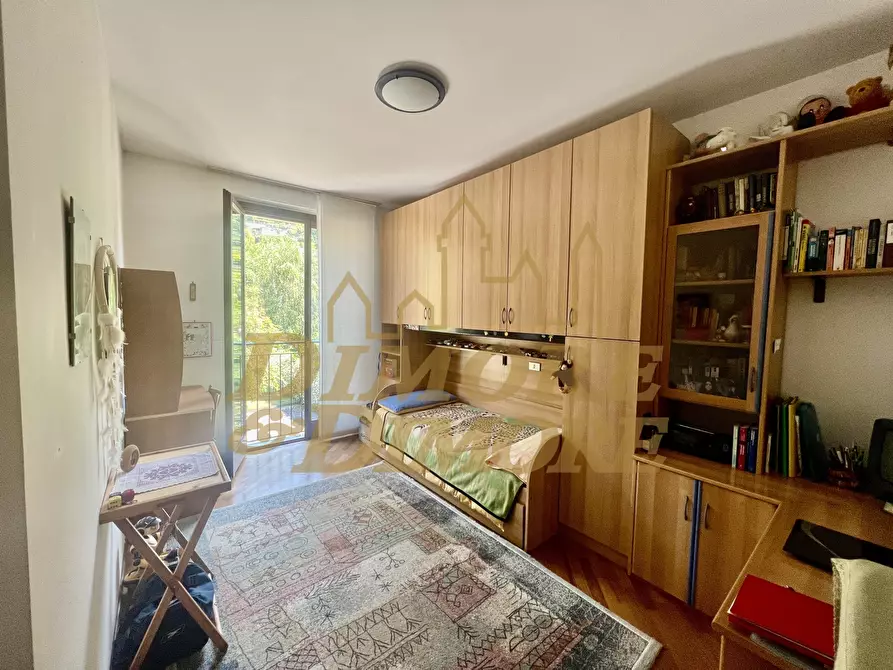 Immagine 21 di Trilocale in vendita  in Via Arturo Reschigna 2/B a Maccagno Con Pino E Veddasca