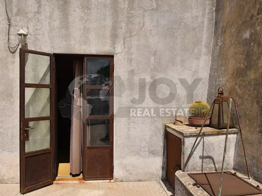 Immagine 19 di Villa in vendita  in Via Carlo Donat Cattin 63 a Specchia