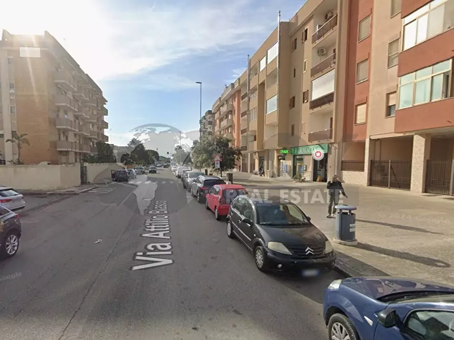 Immagine 1 di Locale commerciale in vendita  in Via Attilio Biasco 17 a Lecce