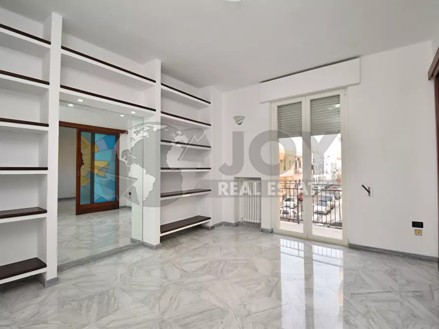 Immagine 5 di Appartamento in vendita  in Viale Aldo Moro 95 a Brindisi