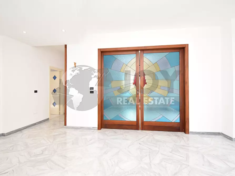 Immagine 24 di Appartamento in vendita  in Viale Aldo Moro 95 a Brindisi