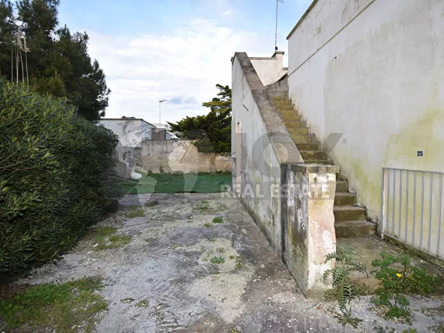 Immagine 32 di Villa in vendita  in Via Pianosa 1 a Lecce