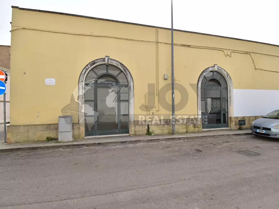 Immagine 9 di Locale commerciale in affitto  in Via Piave 3 a Copertino