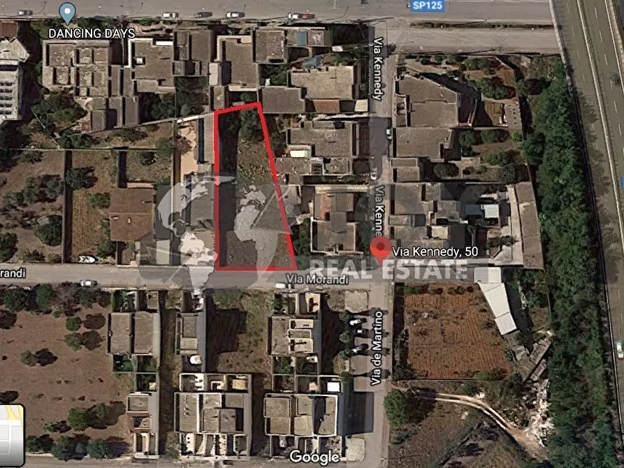 Immagine 15 di Terreno agricolo in vendita  in via morandi a San Donato Di Lecce