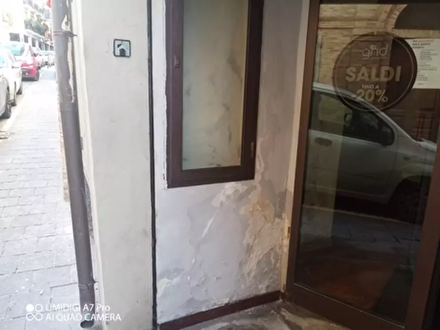 Immagine 2 di Locale commerciale in vendita  in CORSO ROMA a Lanciano