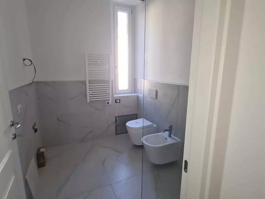 Immagine 22 di Trilocale in vendita  in V.le hanbury a Alassio