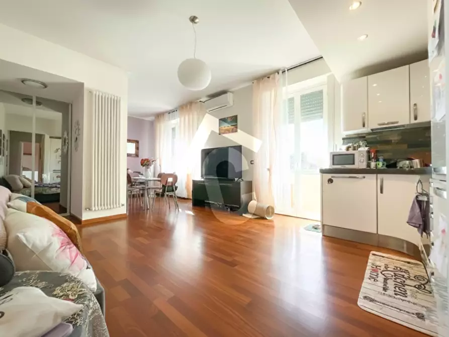 Immagine 1 di Appartamento in vendita  a Jesi