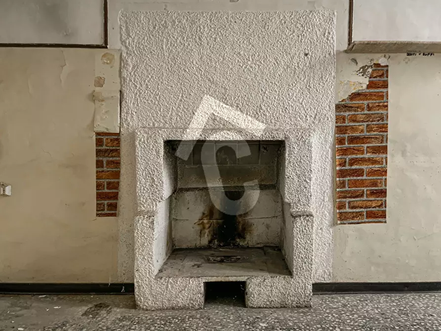 Immagine 5 di Pentalocale in vendita  a Jesi