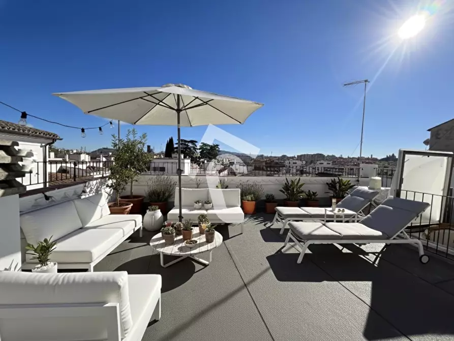 Immagine 2 di Casa bifamiliare in vendita  a Jesi