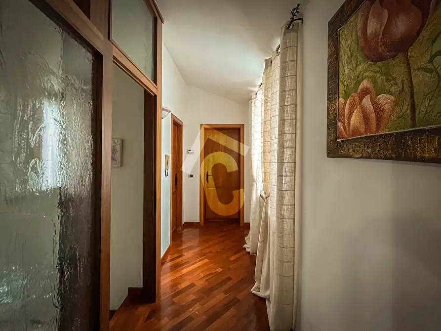 Immagine 16 di Rustico / casale in vendita  a Monte Roberto