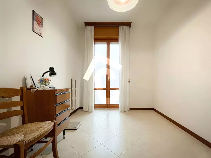 Immagine 13 di Appartamento in vendita  a Jesi