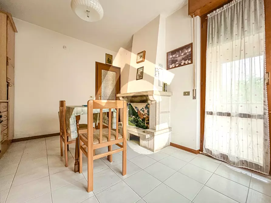 Immagine 5 di Villetta a schiera in vendita  a Jesi