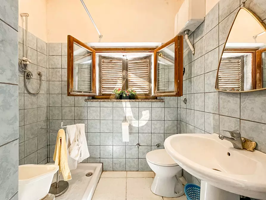 Immagine 15 di Casa indipendente in vendita  a Jesi