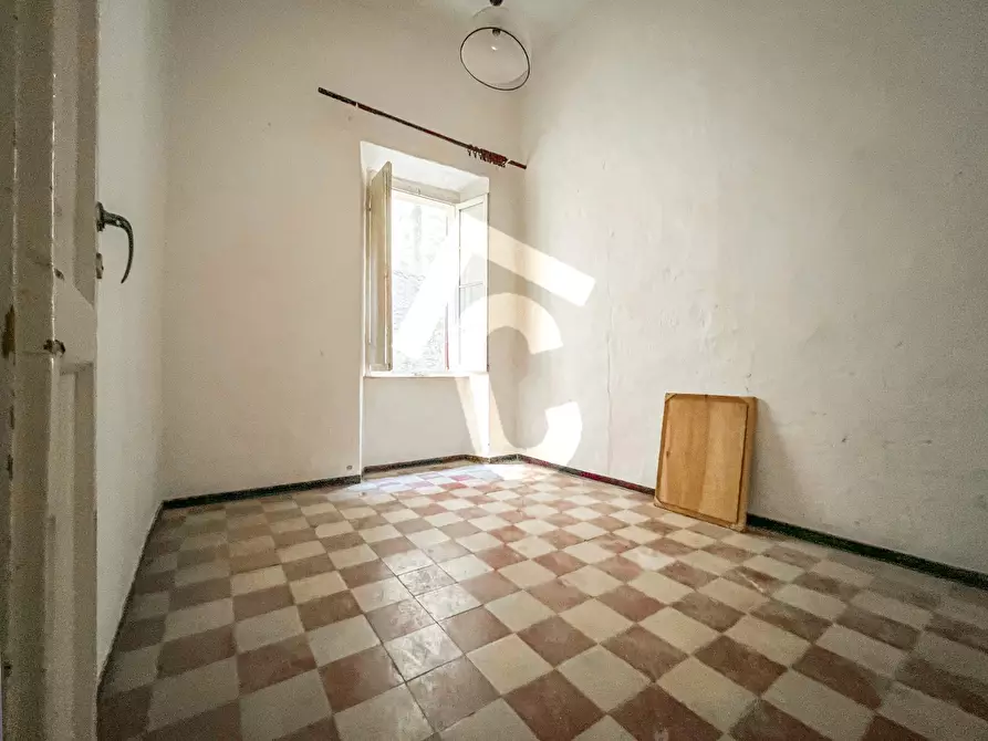 Immagine 2 di Pentalocale in vendita  a Jesi