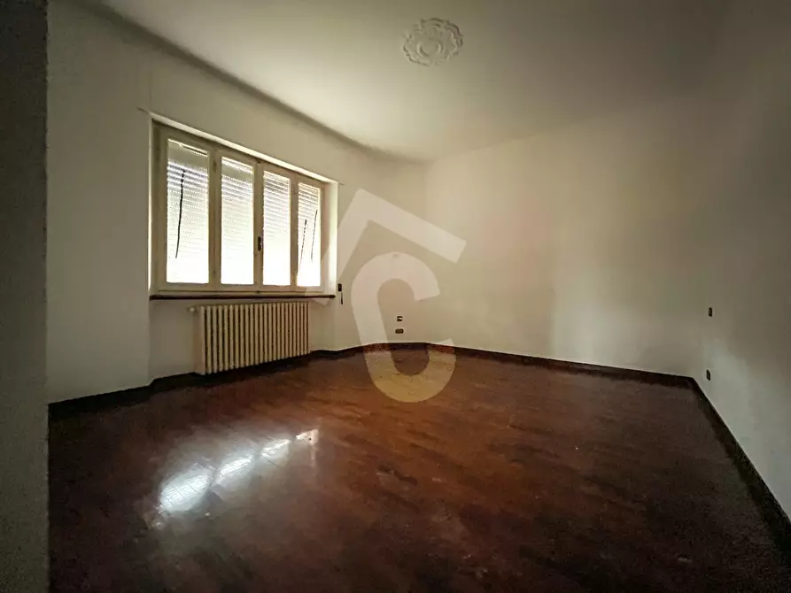 Immagine 14 di Pentalocale in vendita  a Jesi