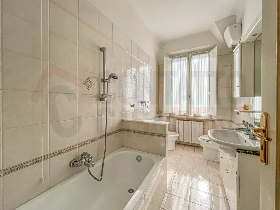 Immagine 14 di Casa indipendente in vendita  a Jesi