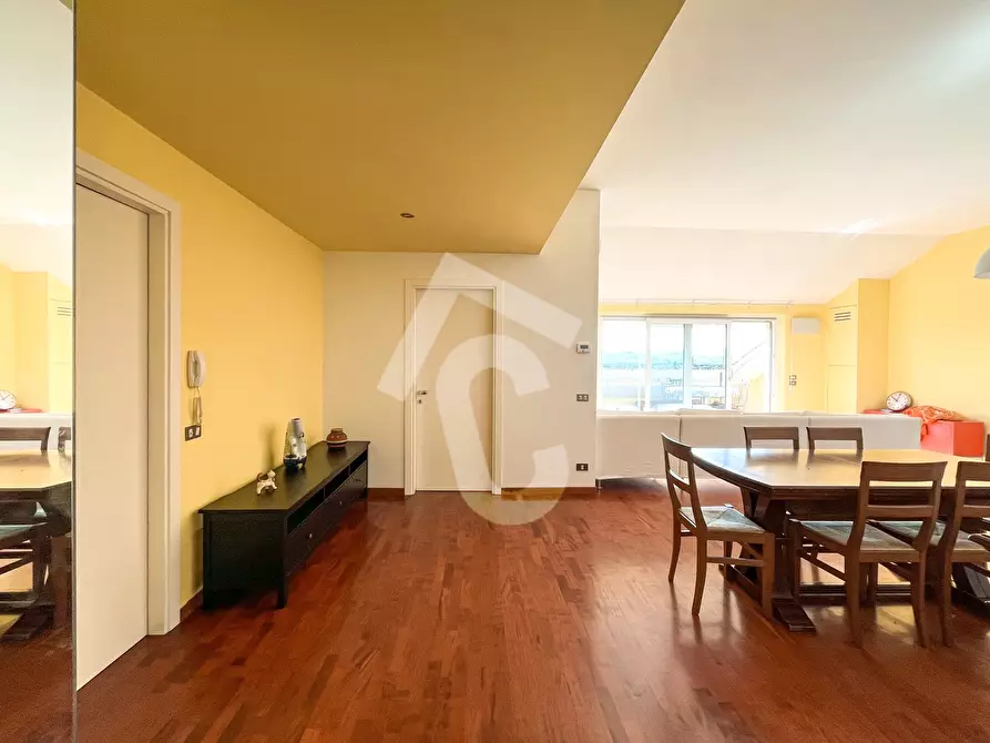 Immagine 12 di Trilocale in affitto  a Jesi