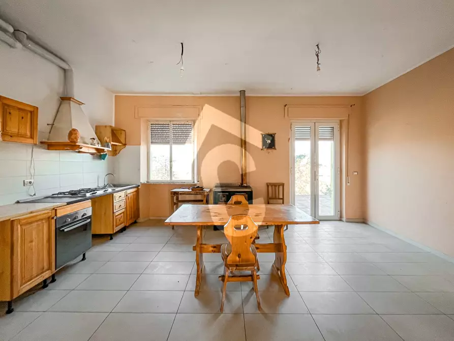 Immagine 23 di Rustico / casale in vendita  a Staffolo