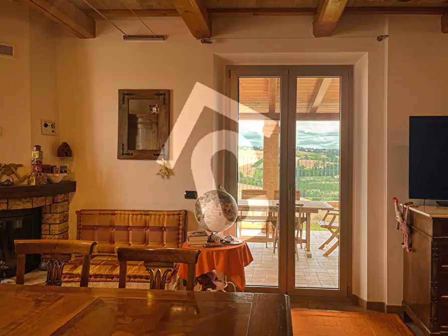 Immagine 20 di Casa indipendente in vendita  a Jesi