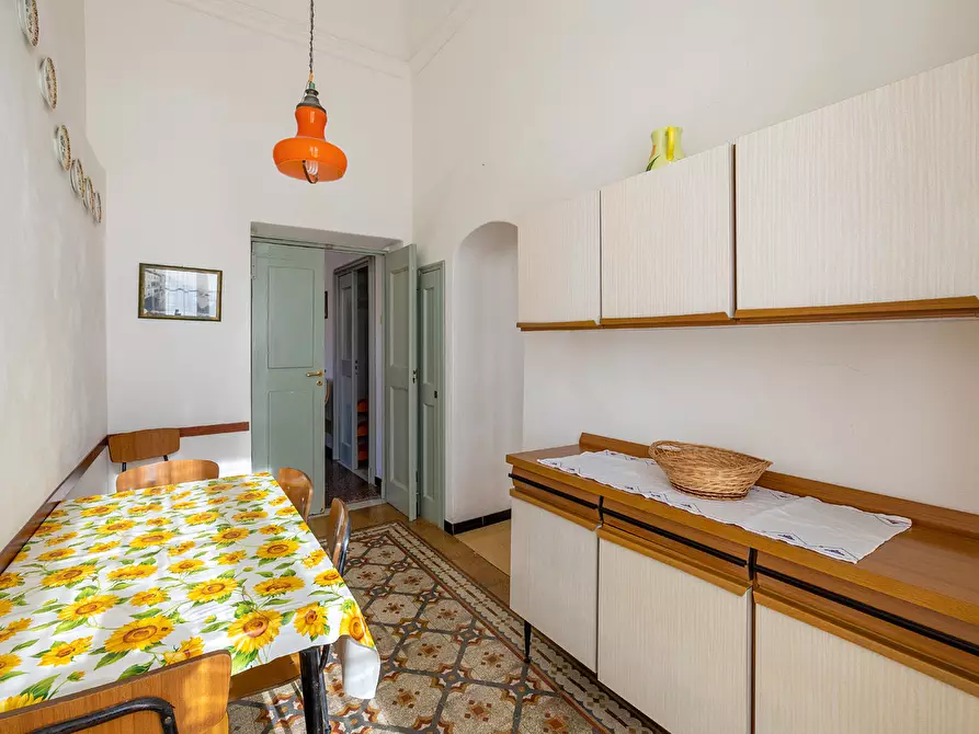 Immagine 44 di Trilocale in affitto  in Piazza Vittorio Emanuele II a Finale Ligure