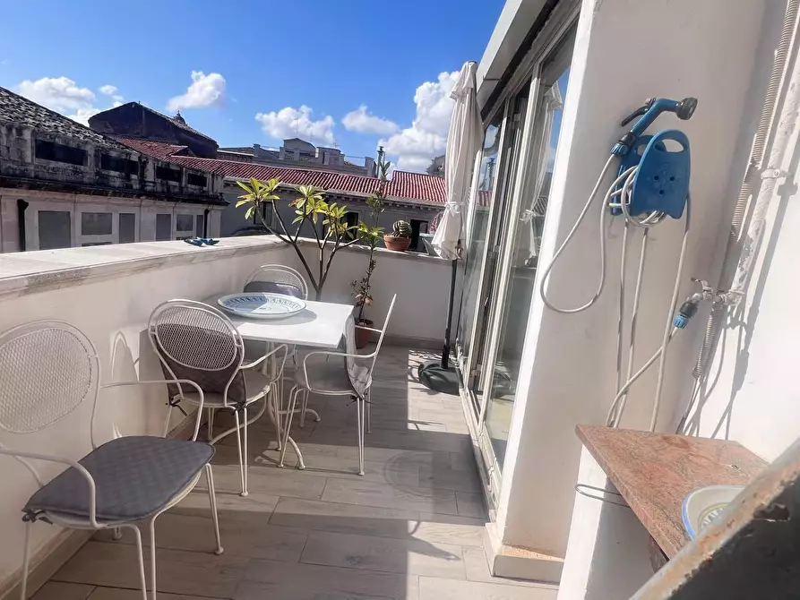 Immagine 16 di Appartamento in affitto  a Catania