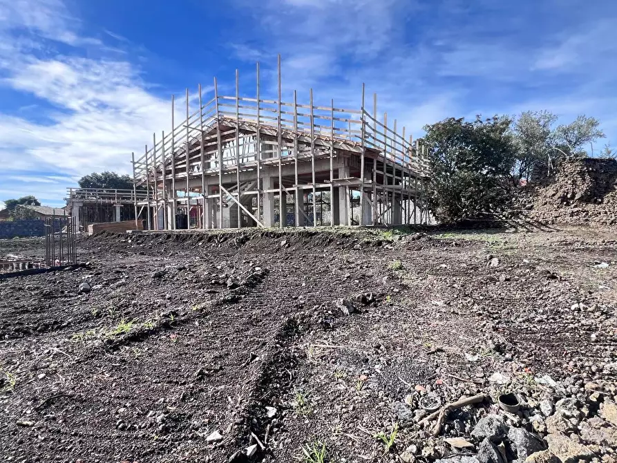 Immagine 14 di Villa in vendita  a Pedara