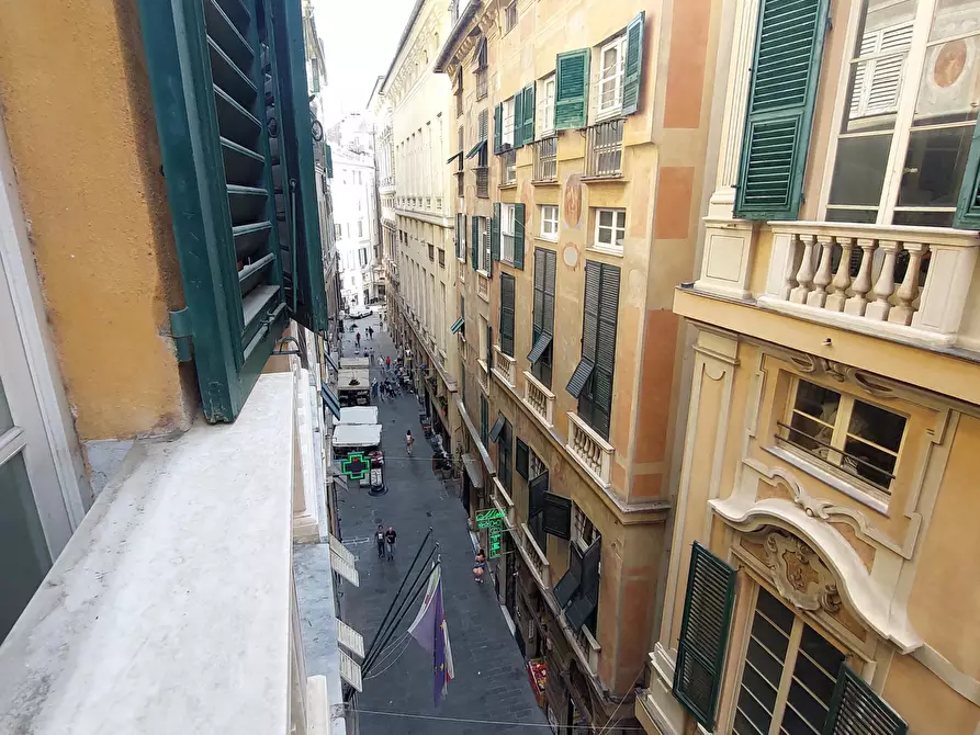 Immagine 24 di Bilocale in vendita  in Via Lomellini a Genova