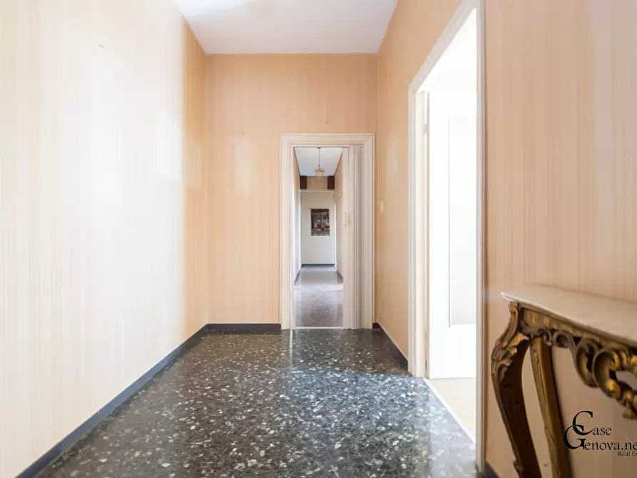 Immagine 4 di Appartamento in vendita  in Via Piacenza a Genova