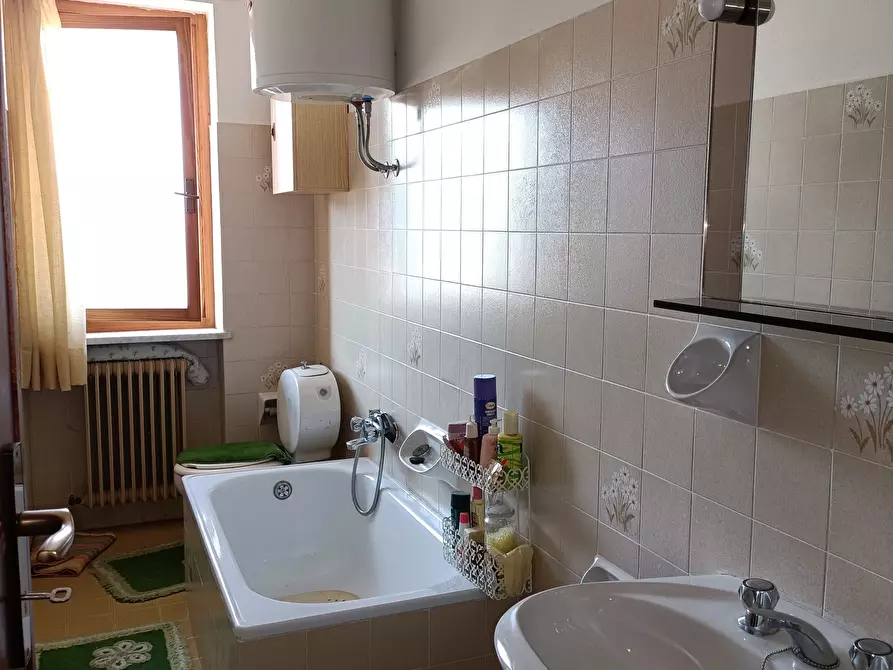 Immagine 16 di Appartamento in vendita  in Salita San Salnatore 52 a Roburent