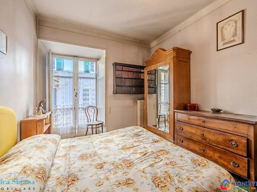 Immagine 11 di Appartamento in vendita  in Piazza Brignole 1 a Genova