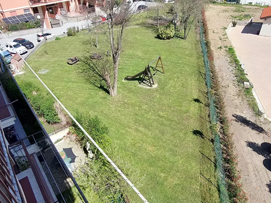 Immagine 39 di Trilocale in vendita  in Piazza Eugenio Marchese a Busalla