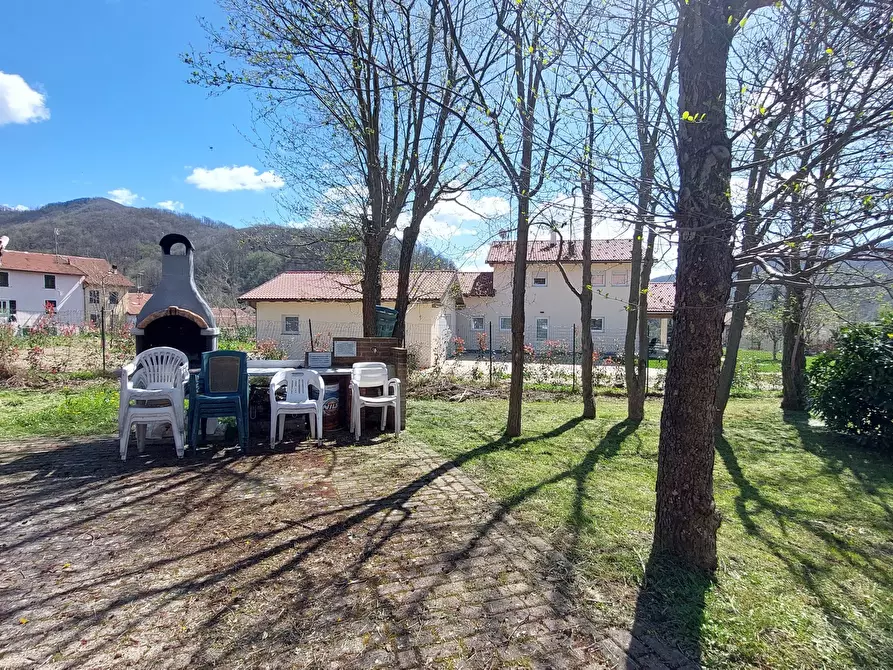 Immagine 58 di Trilocale in vendita  in Piazza Eugenio Marchese a Busalla