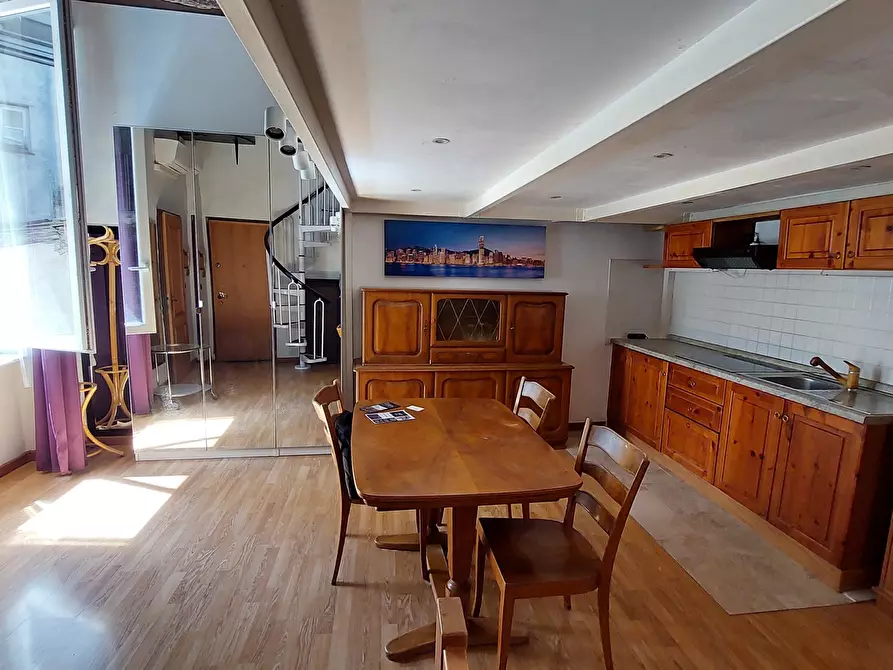 Immagine 2 di Bilocale in vendita  in Vico Squarciafico a Genova