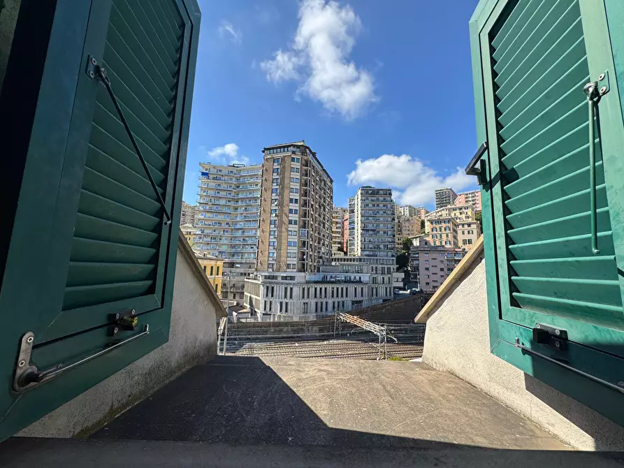 Immagine 37 di Pentalocale in vendita  in Via di Fassolo 3 a Genova