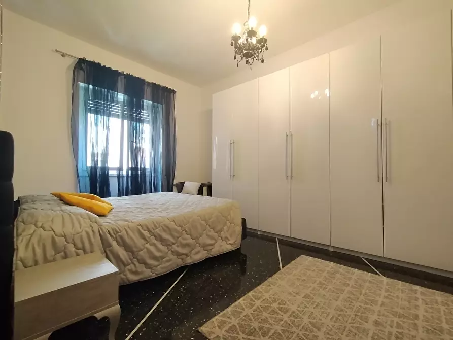 Immagine 35 di Bilocale in vendita  in Via delle Gavette a Genova