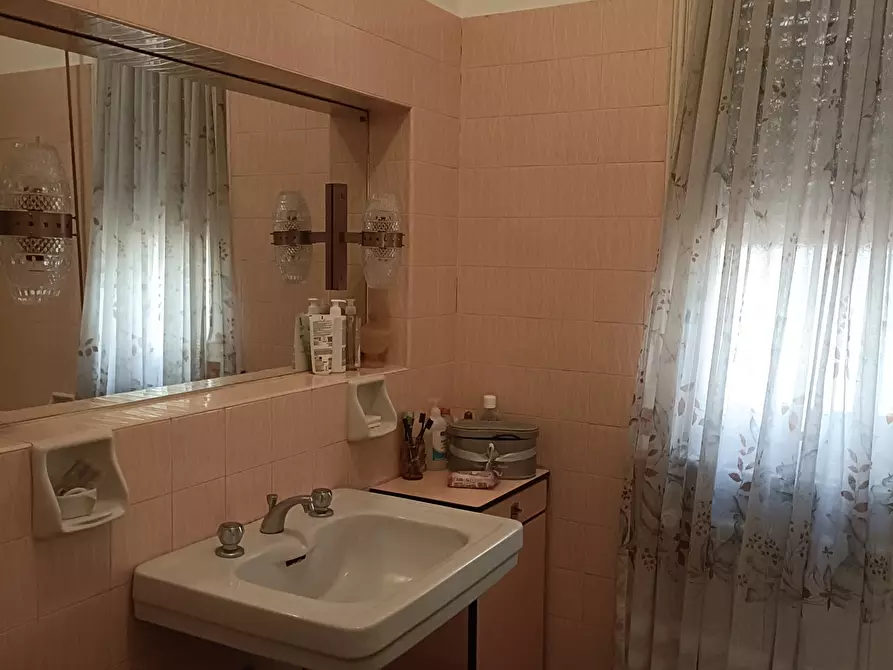 Immagine 51 di Attico in vendita  in Via Stefanina Moro 121 a Genova