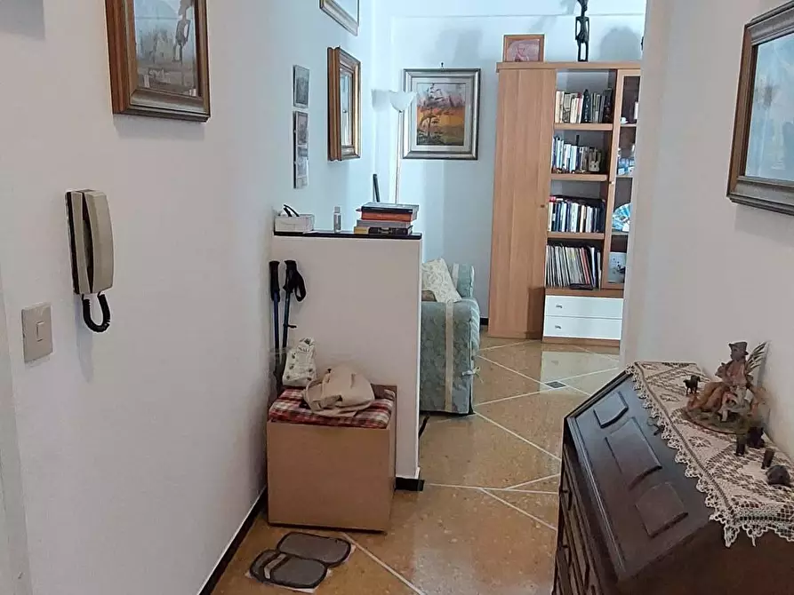 Immagine 24 di Bilocale in vendita  in Via Fratelli Bandiera 3 a Rapallo