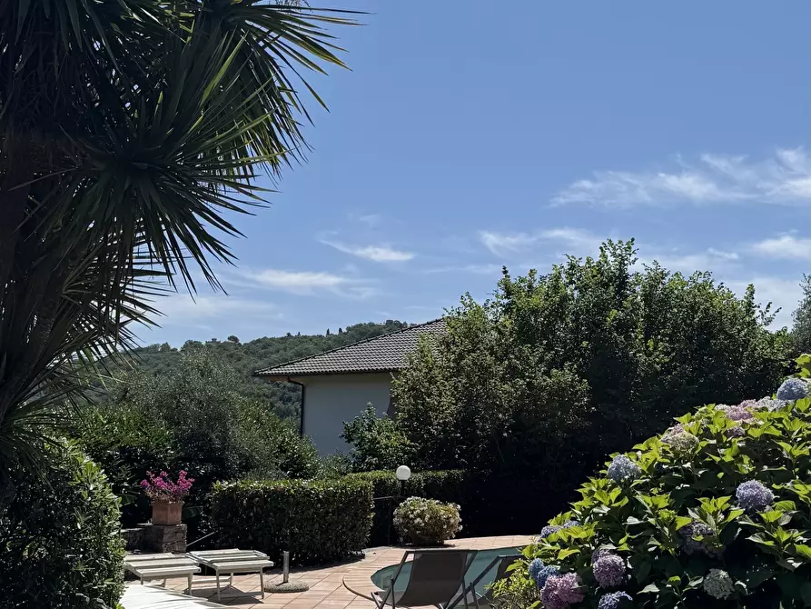 Immagine 10 di Casa indipendente in vendita  in Via San Massimo 106 a Rapallo