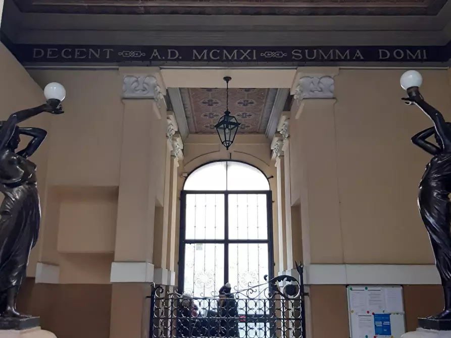 Immagine 38 di Appartamento in affitto  in Via Trebbia 33 a Milano