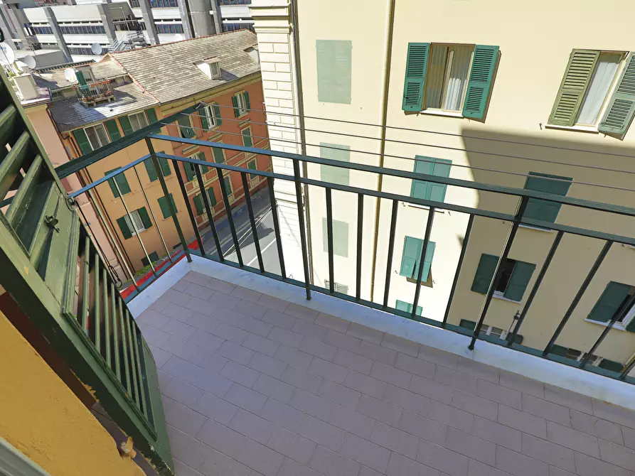 Immagine 35 di Ufficio in vendita  in Via Fieschi a Genova